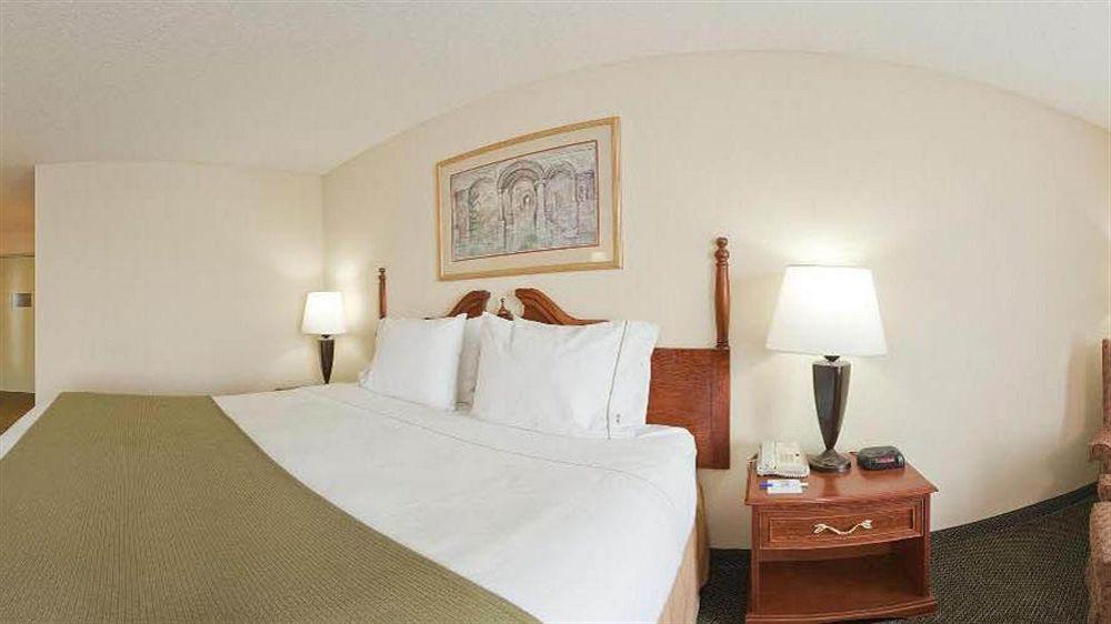 Holiday Inn Express Hotel & Suites Olive Branch By Ihg Exterior photo
